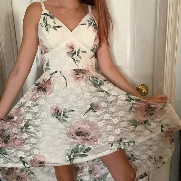 LILY ROSE HIGH LOW FLORAL LACE DRESS - Picture 4 of 4